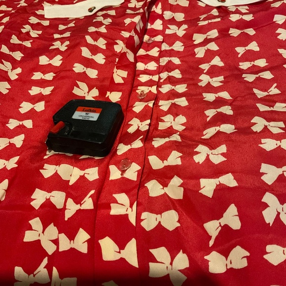 VINTAGE  SILK  BLOUSE BY  BELTRAMI  ‘CREEDS TORONTO ‘ SIZE 44’’ - Picture 11 of 14